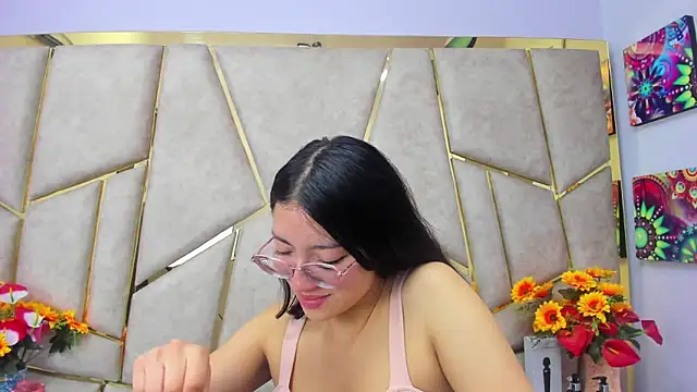 Kloe Candy1 online show from 11/15/25, 04:38