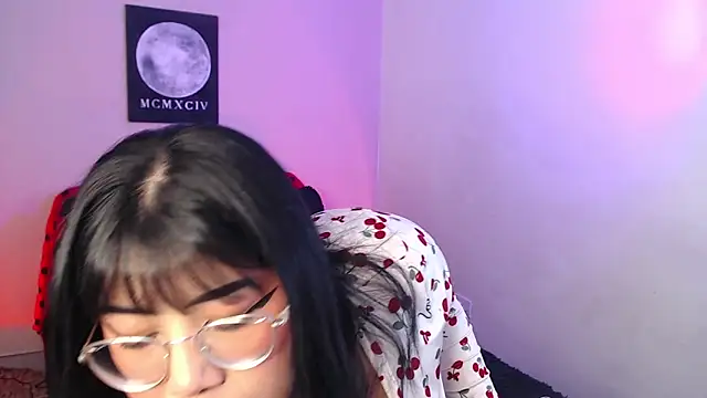 AlexaKimm online show from 04/04/26, 11:50