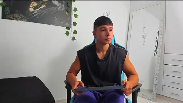Snapshot of Bray_Kevin chatting on 02/26/25, 11:19 Bray Kevin online show from 02/26/25, 11:19