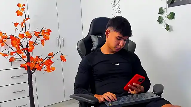 Snapshot of Bray_Kevin chatting on 01/07/26, 11:32 Bray Kevin online show from 01/07/26, 11:32