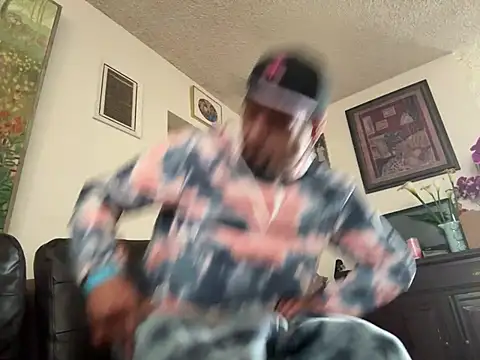 MrDickUdown24 7 online show from 03/15/25, 08:21