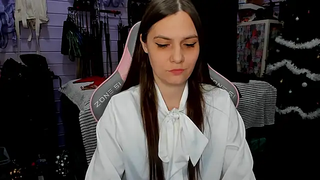 Snapshot of Stroynyash chatting on 01/08/25, 05:37 Stroynyash online show from 01/08/25, 05:37