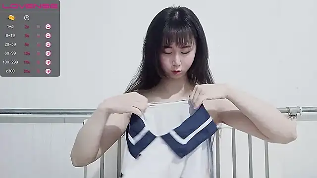 mimi-yangyang online show from 02/12/25, 04:44