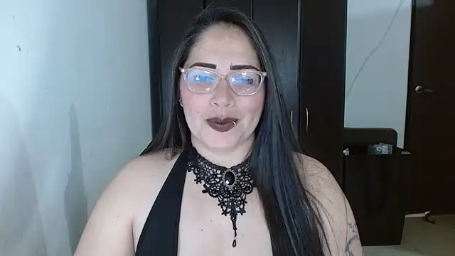 natashasmithe online show from 11/02/25, 08:36