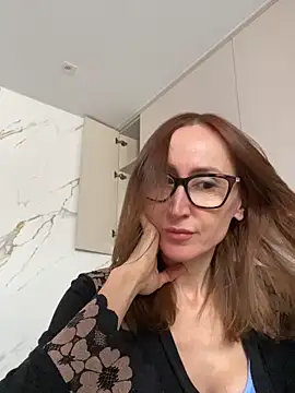 Snapshot of LauraDavis chatting on 03/01/26, 09:53 LauraDavis online show from 03/01/26, 09:53