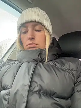 Snapshot of StasyWood chatting on 02/20/26, 06:19 StasyWood online show from 02/20/26, 06:19