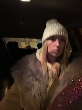 Snapshot of StasyWood chatting on 02/01/26, 12:53 StasyWood online show from 02/01/26, 12:53