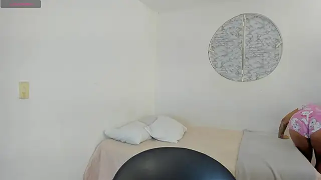 IsabelaVanegas  online show from 01/09/26, 04:36