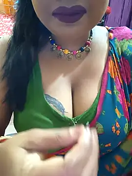 Snapshot of YR-SHIVANI chatting on 09/22/25, 02:39 YR-SHIVANI online show from 09/22/25, 02:39