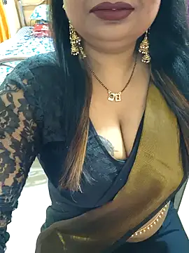 Snapshot of YR-SHIVANI chatting on 02/15/25, 04:03 YR-SHIVANI online show from 02/15/25, 04:03