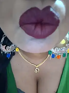 Snapshot of YR-SHIVANI chatting on 10/19/25, 04:26 YR-SHIVANI online show from 10/19/25, 04:26