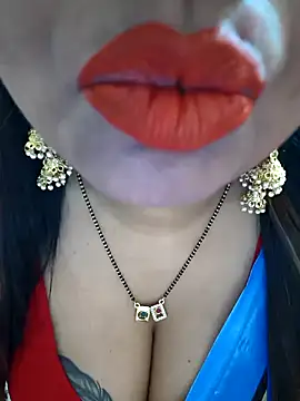 Snapshot of YR-SHIVANI chatting on 02/08/25, 07:26 YR-SHIVANI online show from 02/08/25, 07:26