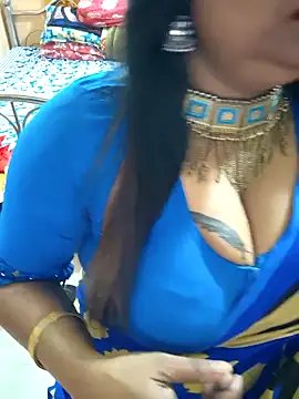 Snapshot of YR-SHIVANI chatting on 02/12/25, 05:26 YR-SHIVANI online show from 02/12/25, 05:26