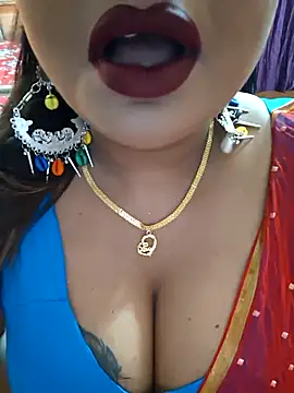 Snapshot of YR-SHIVANI chatting on 10/02/25, 05:44 YR-SHIVANI online show from 10/02/25, 05:44