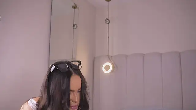 Abby-me online show from 11/27/25, 12:38