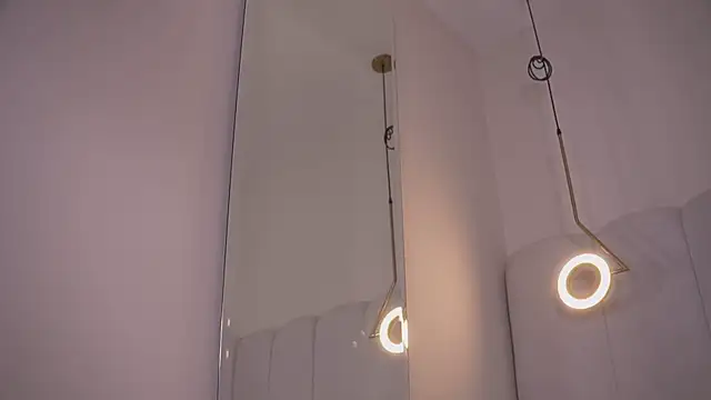 Abby-me online show from 11/20/25, 01:01