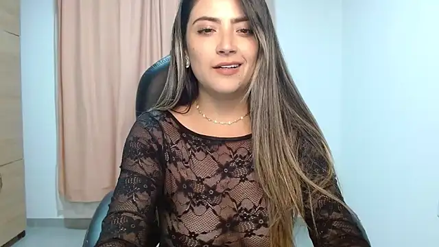 Snapshot of _sweet_rachel chatting on 01/14/25, 04:04 sweet rachel online show from 01/14/25, 04:04