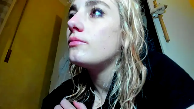 Monicbabe online show from 09/26/25, 08:05