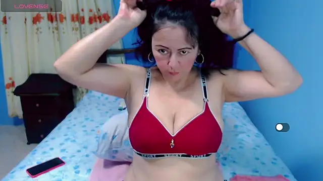 Lily Benet1 online show from 05/07/26, 03:00