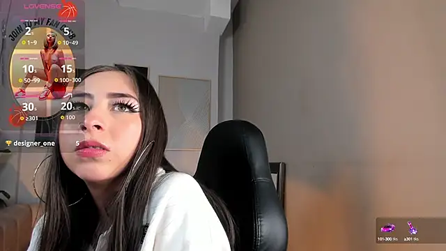  cloe martinez online show from 10/15/25, 11:35