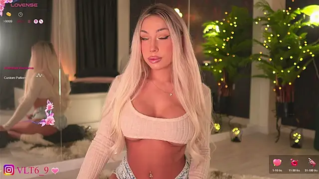 violettabunny03 online show from 11/01/25, 11:53