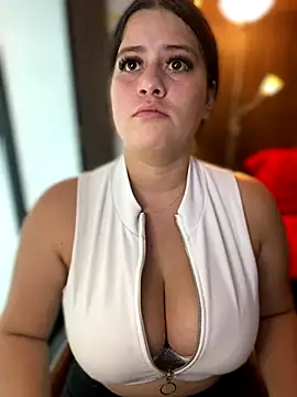 Natalia Cleark09 online show from 12/16/25, 05:50