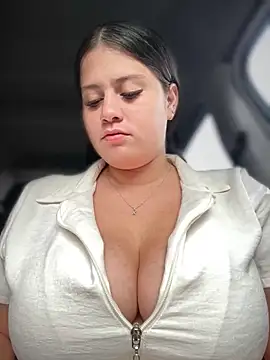 Natalia Cleark09 online show from 10/25/25, 03:12