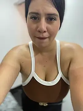 Snapshot of Natalia_Cleark09 chatting on 02/05/26, 07:53 Natalia Cleark09 online show from 02/05/26, 07:53