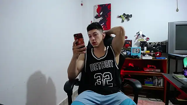 Snapshot of Iam_yourbabyprincess_XD chatting on 02/04/26, 05:13 Iam yourbabyprincess XD online show from 02/04/26, 05:13