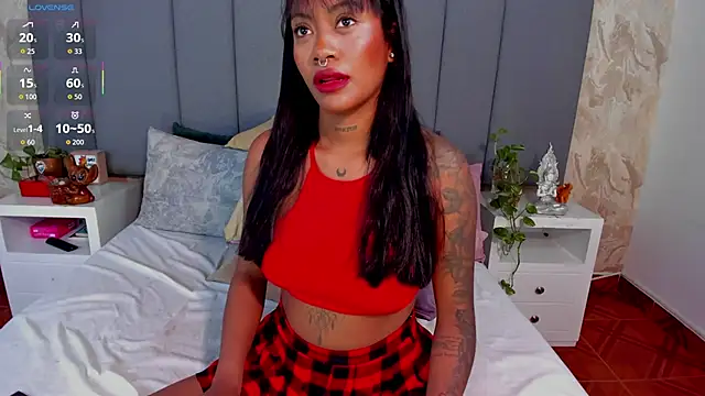 JulianaMiller online show from 10/20/25, 01:07