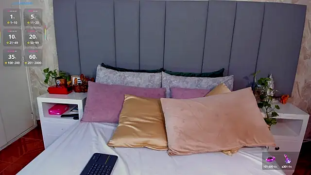 JulianaMiller online show from 10/13/25, 12:12