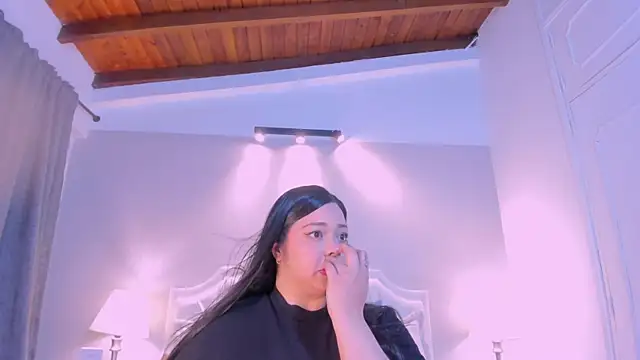 CloeConnelly online show from 02/03/25, 07:29