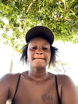 Snapshot of t-Booty_risky_ chatting on 09/15/25, 07:31 t-Booty risky  online show from 09/15/25, 07:31