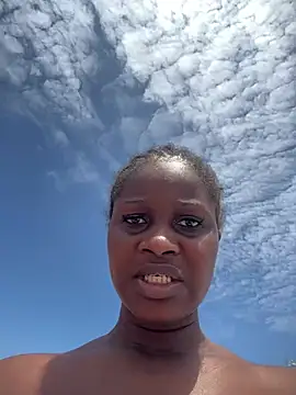 Snapshot of t-Booty_risky_ chatting on 01/08/25, 10:37 t-Booty risky  online show from 01/08/25, 10:37