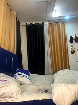 t-Booty risky  online show from 11/03/25, 06:00