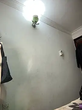 Snapshot of t-Booty_risky_ chatting on 01/21/25, 11:56 t-Booty risky  online show from 01/21/25, 11:56