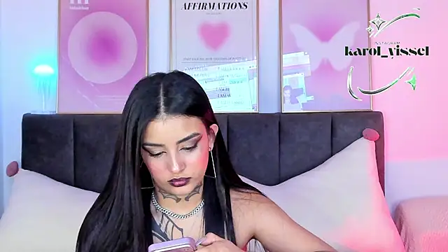 Hinataw33d01 online show from 04/11/26, 11:08