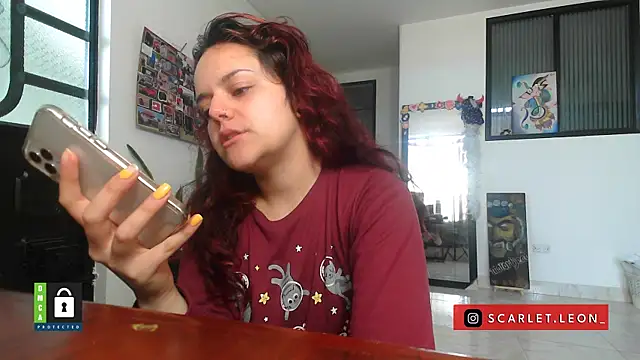 Scarletleon77 online show from 10/21/25, 11:53