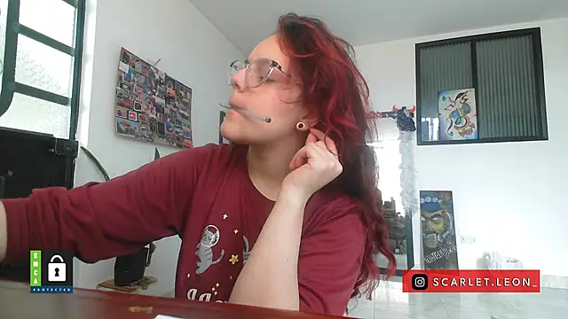 Scarletleon77 online show from 10/14/25, 03:23