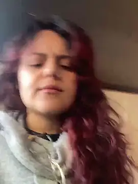 Snapshot of Scarletleon77 chatting on 02/28/26, 11:43 Scarletleon77 online show from 02/28/26, 11:43