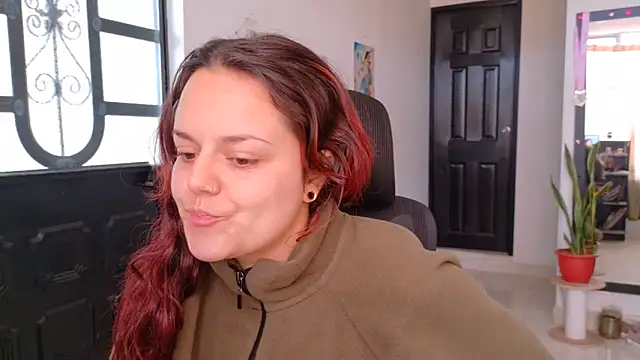 Scarletleon77 online show from 06/02/26, 05:02