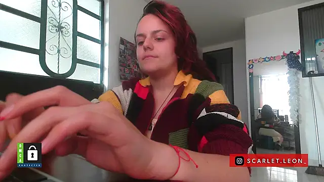 Scarletleon77 online show from 11/04/25, 09:18