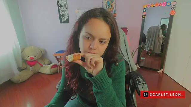 Scarletleon77 online show from 03/07/25, 03:49
