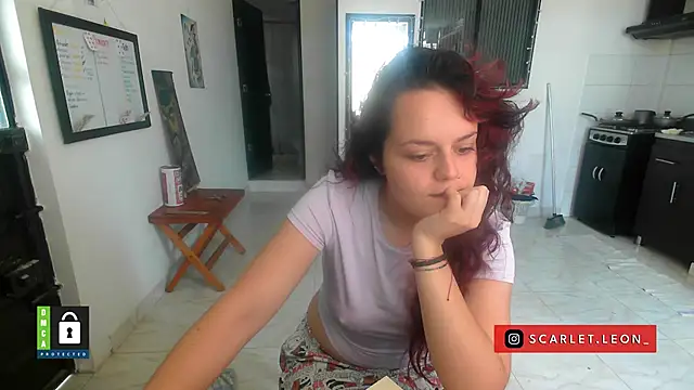 Snapshot of Scarletleon77 chatting on 02/02/26, 03:55 Scarletleon77 online show from 02/02/26, 03:55