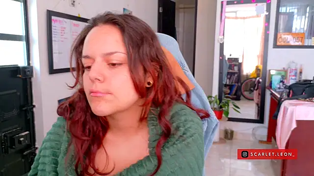Scarletleon77 online show from 07/22/26, 02:41