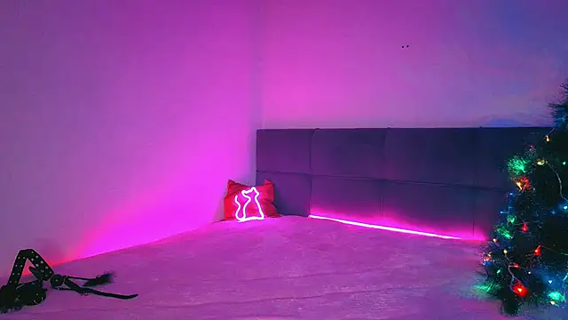 ShannaGate online show from 12/26/24, 03:06