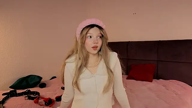 ShannaGate online show from 01/15/25, 03:11