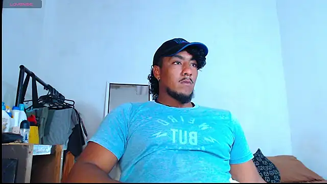 yosoy enzo2020 online show from 03/08/25, 09:40