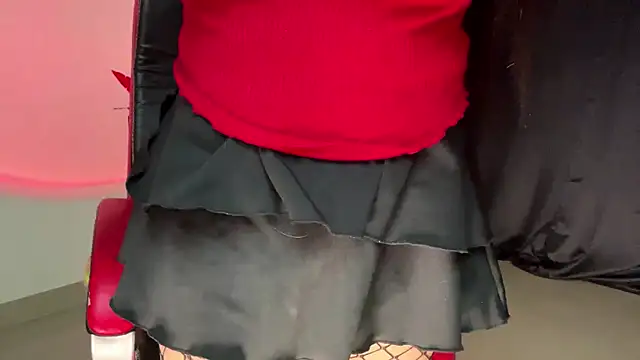 Snapshot of tigress_kashish chatting on 09/19/25, 07:29 tigress kashish online show from 09/19/25, 07:29