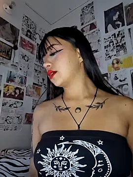 Snapshot of Hot_sophie_ chatting on 02/16/25, 11:17 Hot sophie  online show from 02/16/25, 11:17